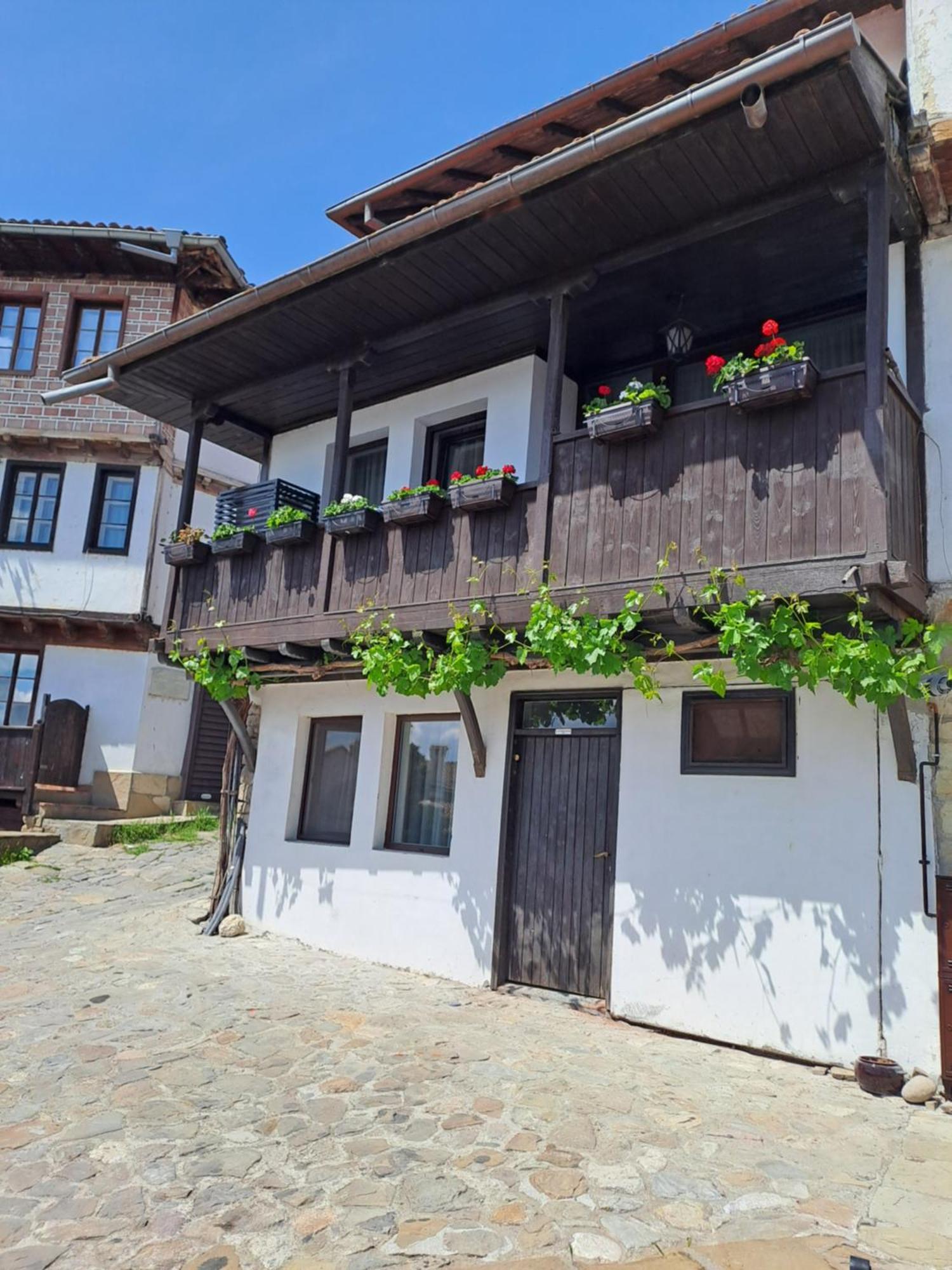 וליקו טורנובו Guest House Lazara מראה חיצוני תמונה